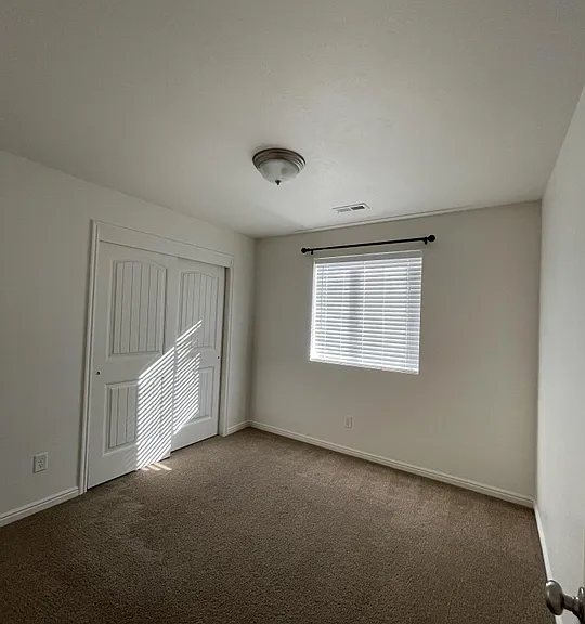 1118 W Stonehaven Dr — Photo 7