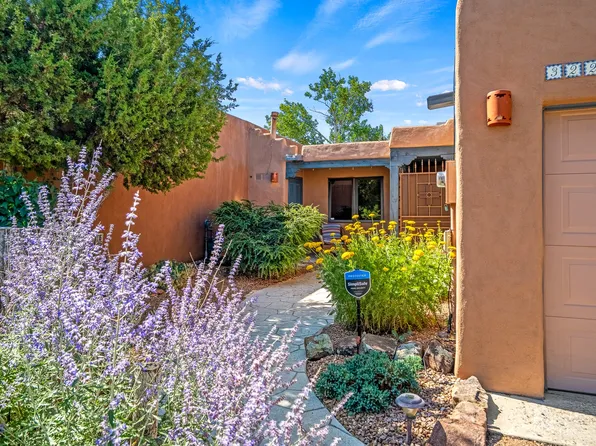 3222 Caminito San Lucas, Santa Fe, NM 87507