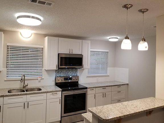5th image of 4480 Naranja Dr S