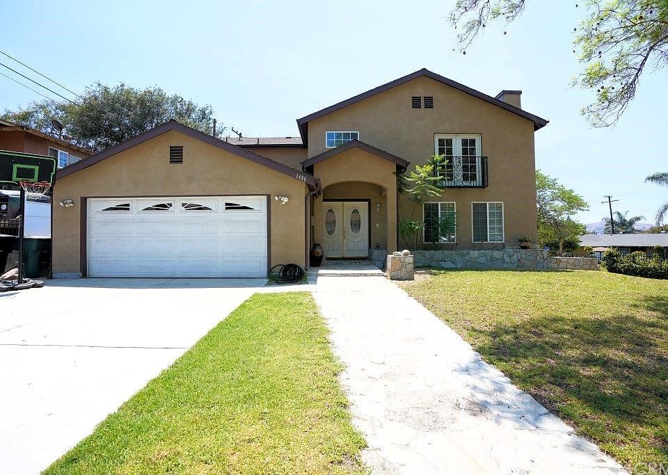 1st image of 1498 Val Vista St