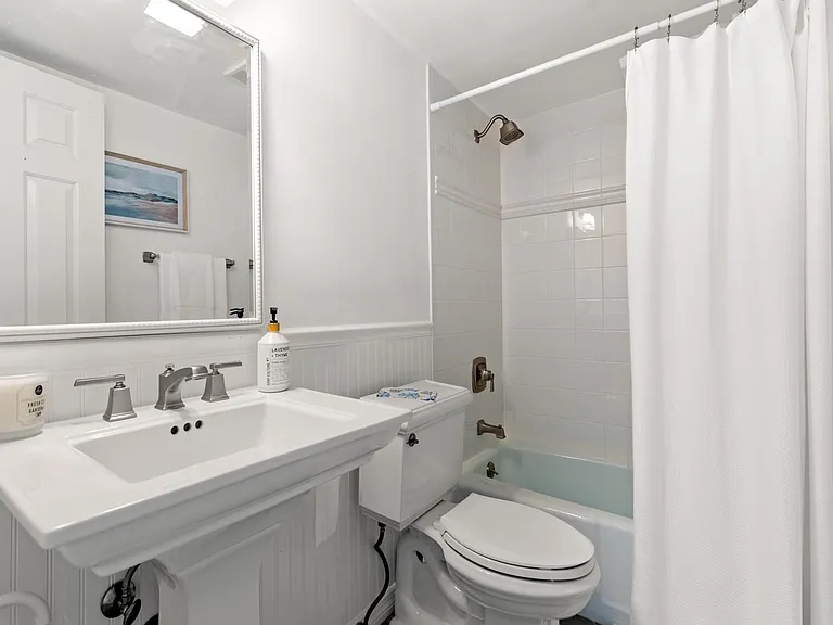 4141 Ocean Dr #401 — Photo 17