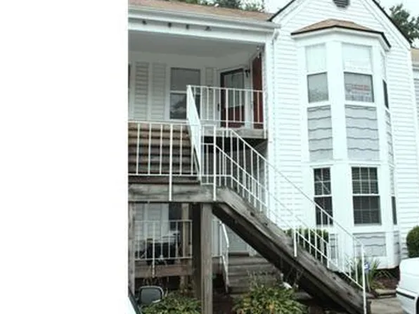 438 Lester Rd APT 5, Newport News, VA 23601