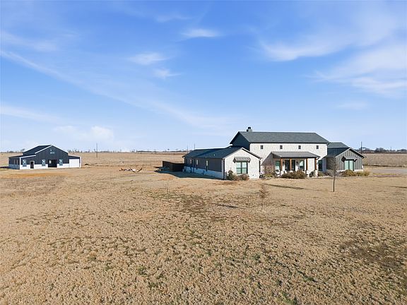 2nd image of 353 Willow Moon Ranch Rd