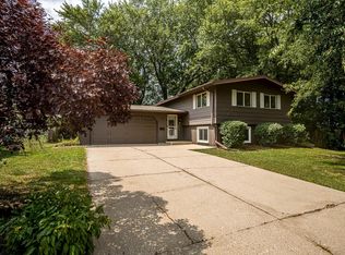 2627 10th Ave, Monroe, WI 53566
