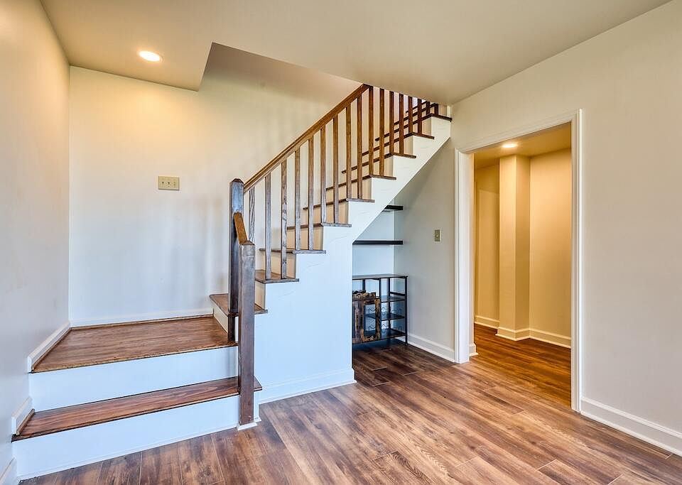 28th image of this home