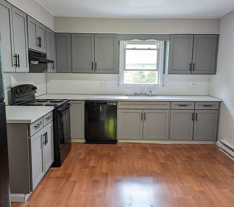 370-428 Woodtick Rd
