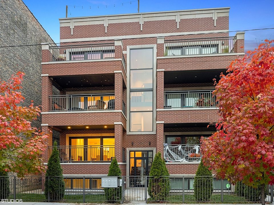 1st image of 2506 N Rockwell St #1S