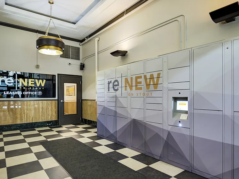 ReNew on Stout — Photo 36