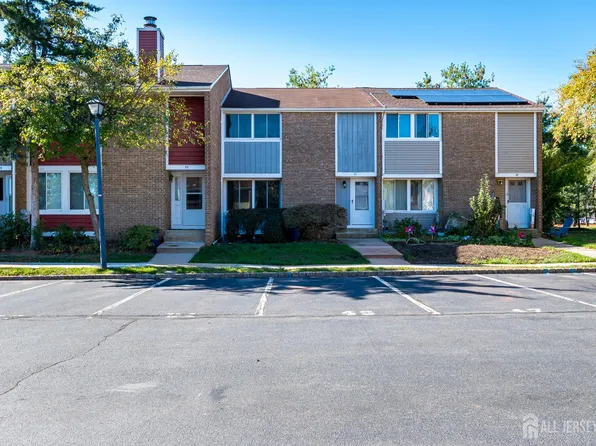 51 Balsam Ct, Hillsborough, NJ 08844