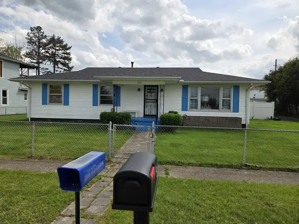 405 E 2nd St, Grayson, KY 41143