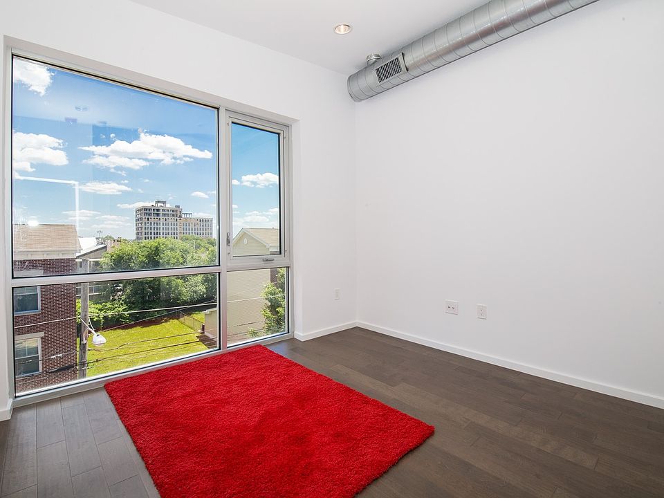 1st image of 1438-40 N 7th St #8