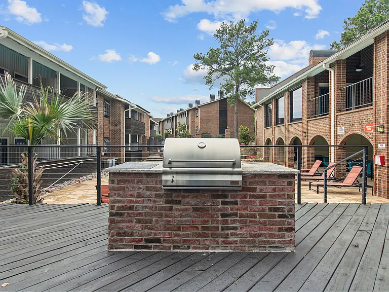 The Woodlands — Photo 16