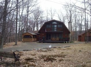 103 Wild Cherry Ln, Greentown, PA 18426