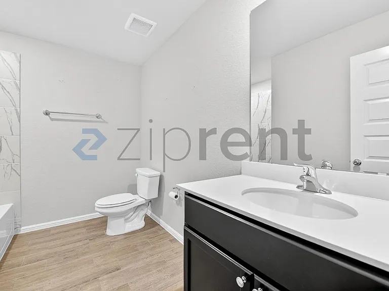 2608 Rambling Rd — Photo 23
