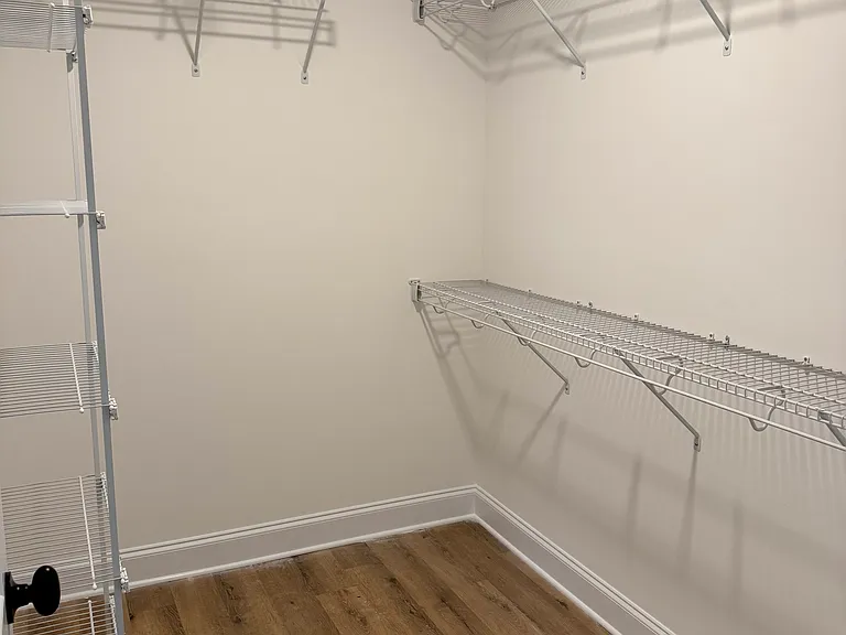 631 Brookes Lndg NW — Photo 5
