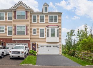 21 Rosy Ridge Ct, Telford, PA 18969