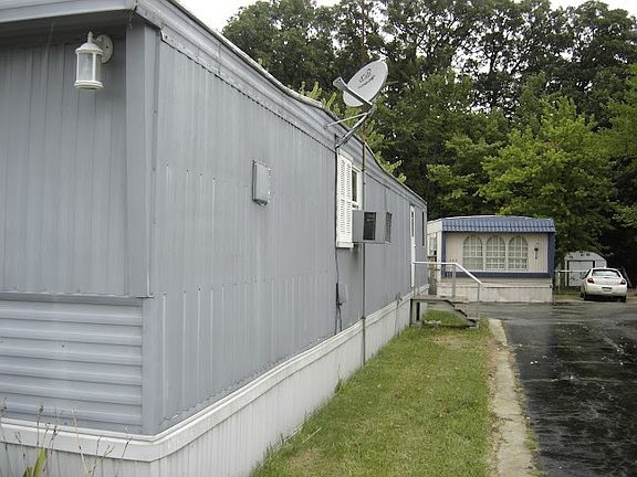 2nd image of 106 E Jefferson St Lot 166