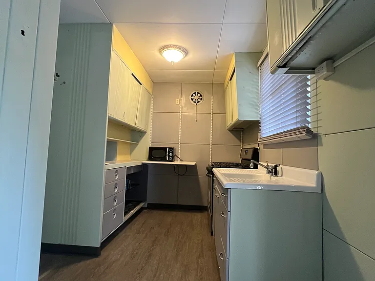 511 Oak St — Photo 12