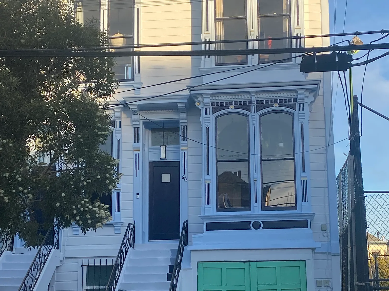 673 Shotwell St — Photo 3