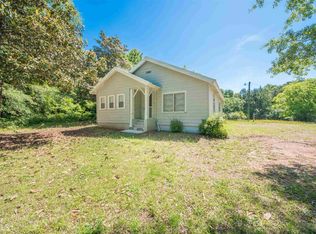 84 Meriwether, Grantville, GA 30220
