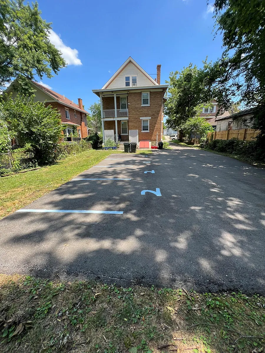 Building Photo - 3915 Lindley Ave #2
