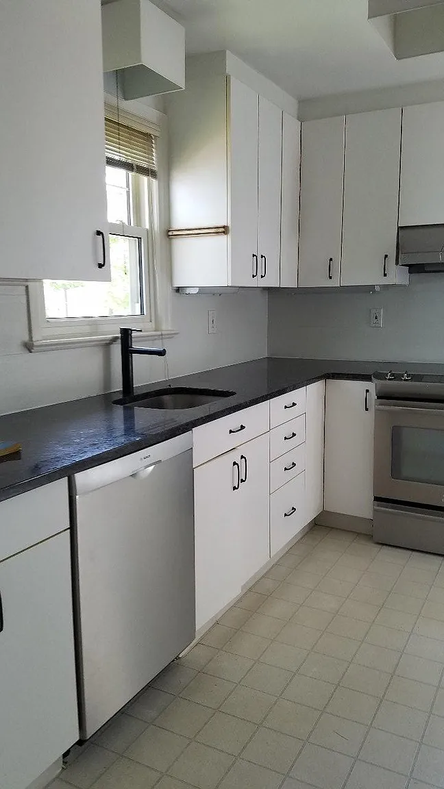 49 Wilton St photo 1