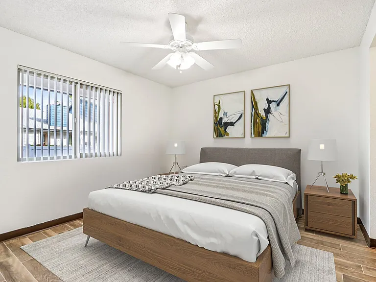 Sunrise in Chandler Apartments — Photo 42