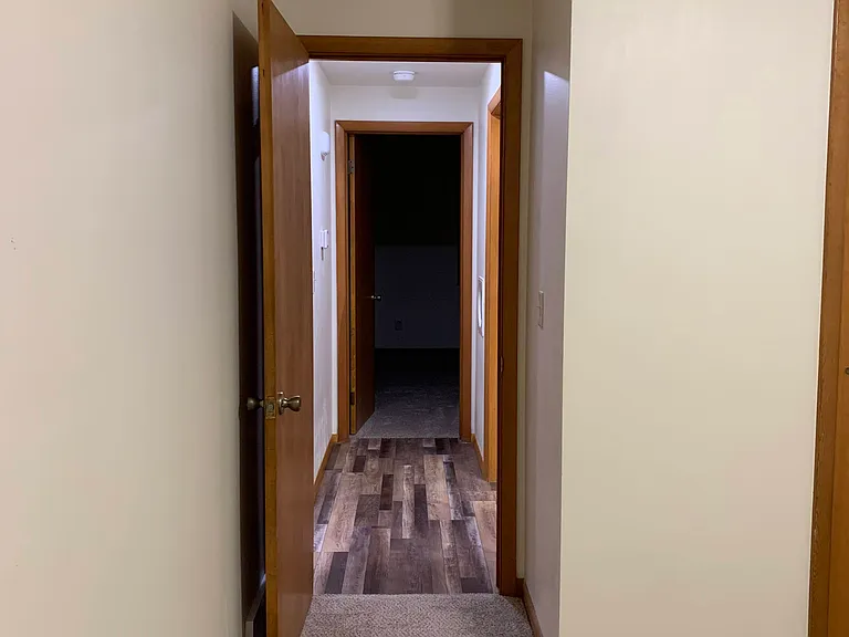 1531 Buffalo St — Photo 15