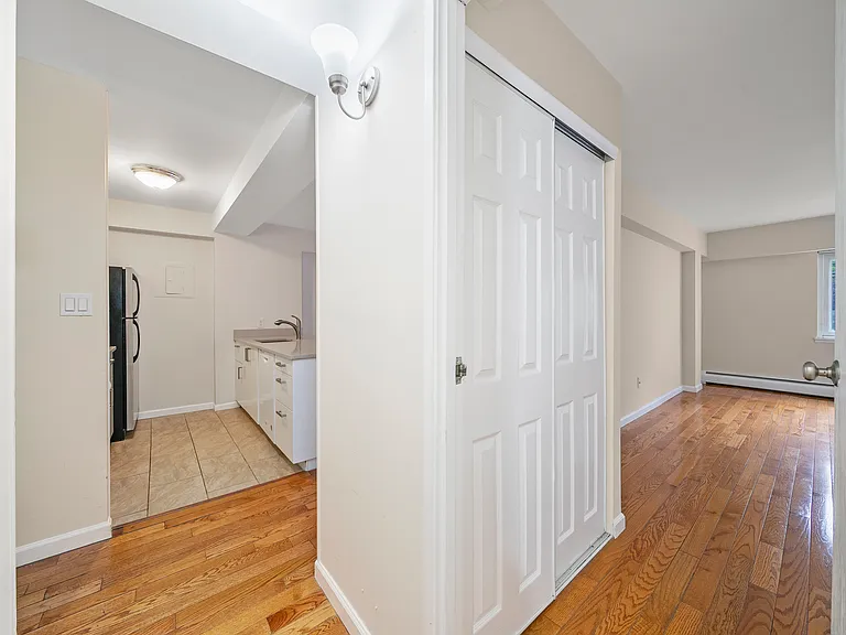333 Grand Ave #2S — Photo 14