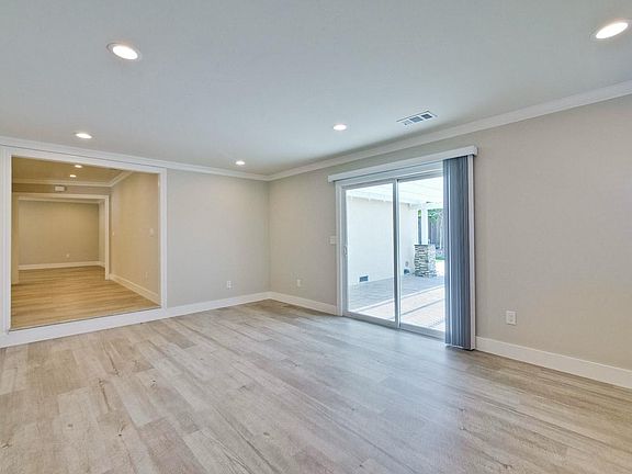 4th image of 1323 Spruance St