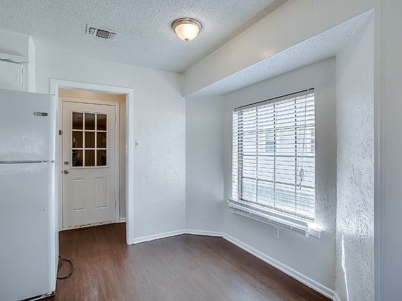 5th image of 5004 54th St