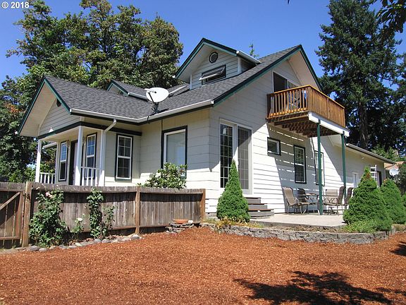 3rd image of 322 N 1st St
