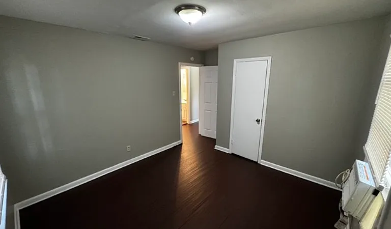 2183 Cassie Ave — Photo 9