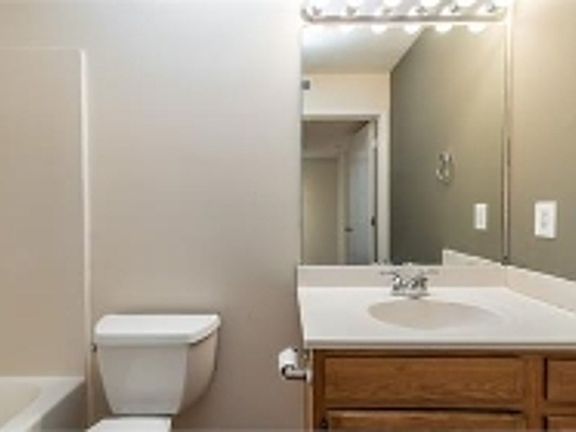 5th image of 111 Park Hill Ln APT 203