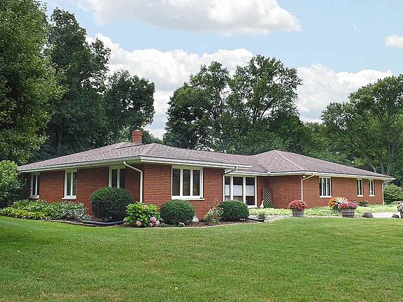 2nd image of 28626 Schwalm Dr