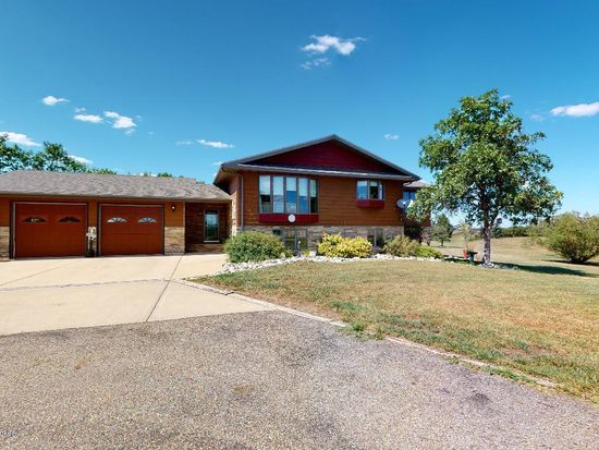 11123 40t St Sw Dickinson Nd 58601 Mls 20 993 Zillow