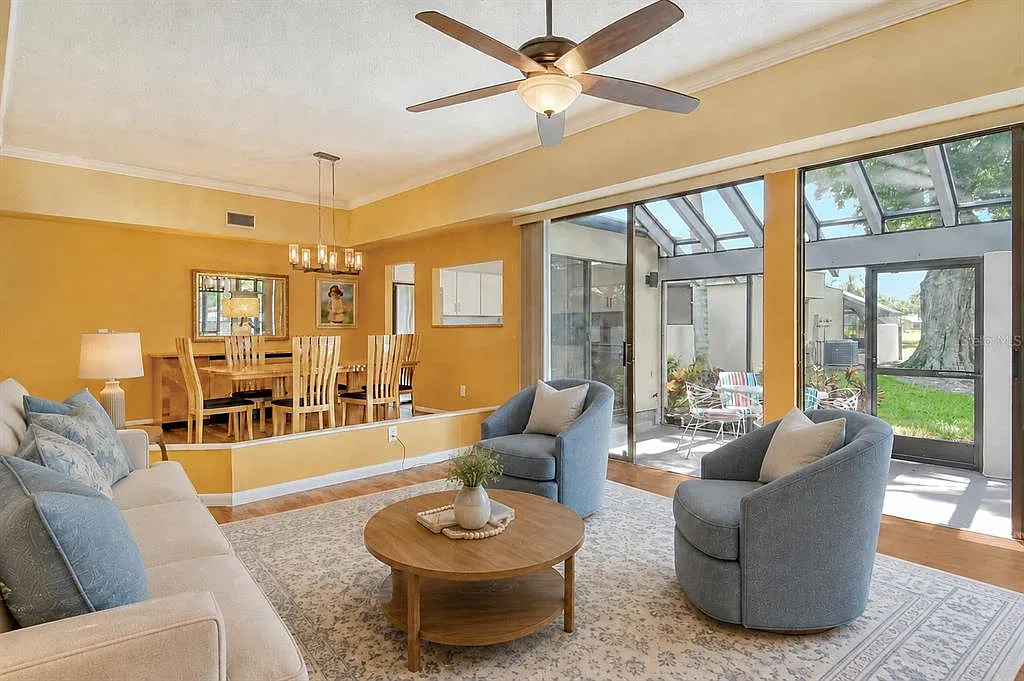2 bed, 2.0 bath, 1230 sqft, $1,900 — Photo 1