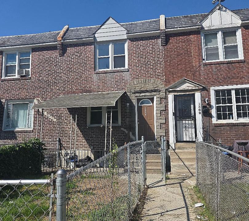1st image of 1366 Wycombe Ave