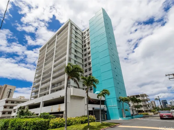 737 Olokele Ave APT 702, Honolulu, HI 96816