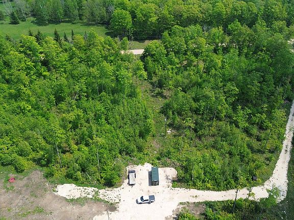 5th image of 2493 N Letson Rd
