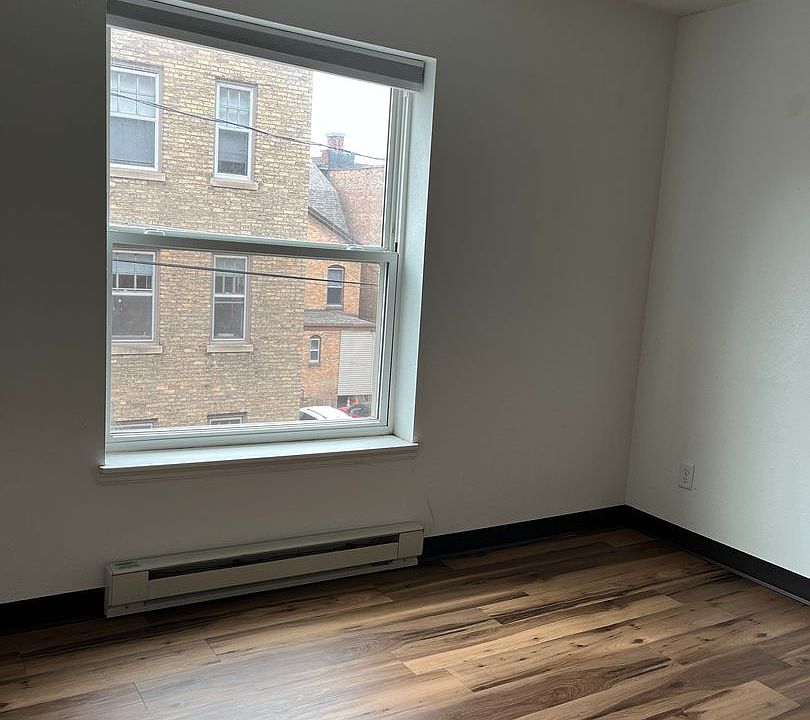 2nd image of 730 E 2nd St #101