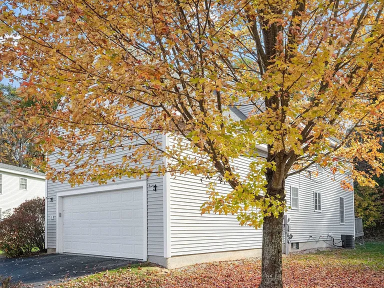 131 Forest Hill Way — Photo 5
