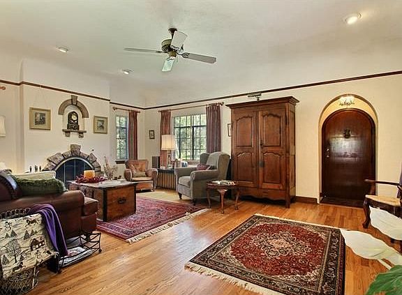4th image of this home