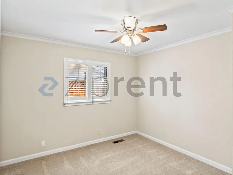 2969 Martin Ave — Photo 22
