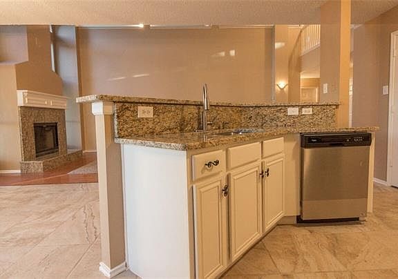 4th image of 6741 Silvercrest Dr