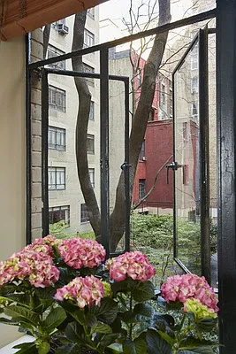 Sold by Brown Harris Stevens | media 19