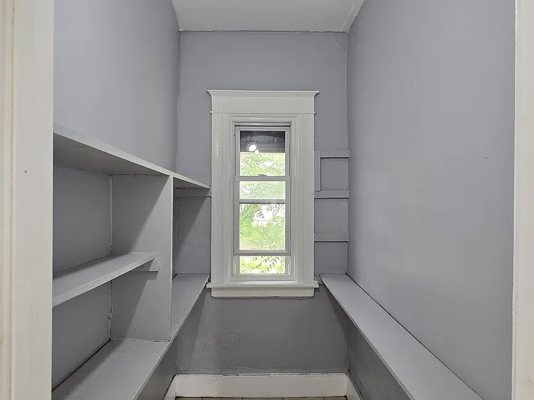 91 Pershing Ave #3 — Photo 6