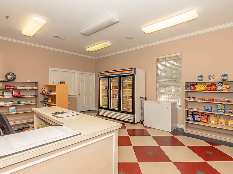 Amelia Parc Sr II — Photo 12
