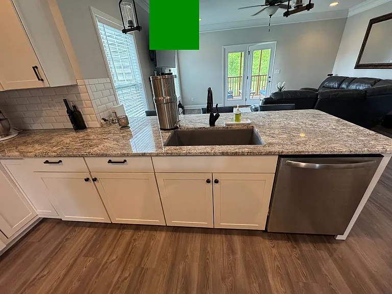 104 Deerberry Ln — Photo 25