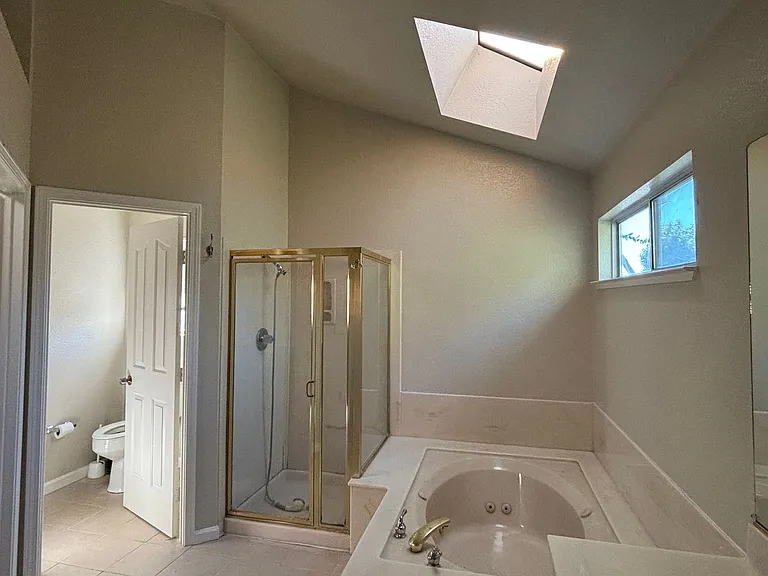 5021 Chaparral Ct — Photo 13